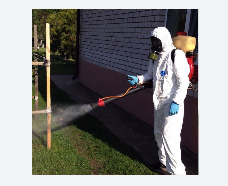 травля клещей на участке в Медногорске